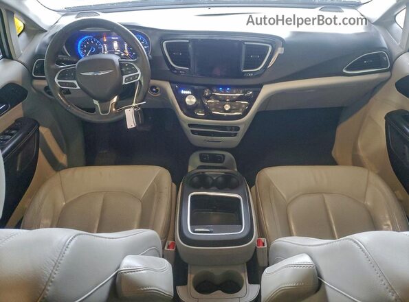 2C4RC1EG5LR100986 2020 CHRYSLER PACIFICA Silver Vista del salpicadero