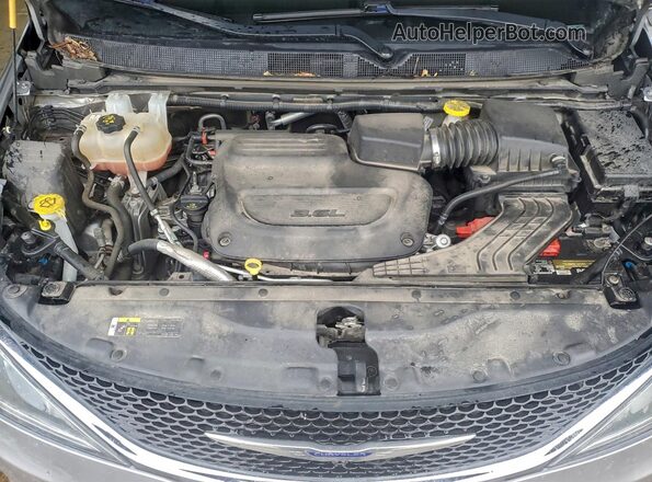 2C4RC1EG5LR100986 2020 CHRYSLER PACIFICA Silver Vista del compartimento del motor
