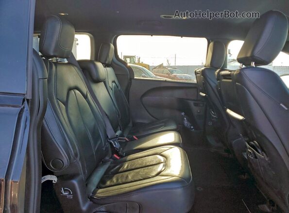 2C4RC1EG8LR280917 2020 CHRYSLER PACIFICA Black Widok wnętrza z tyłu