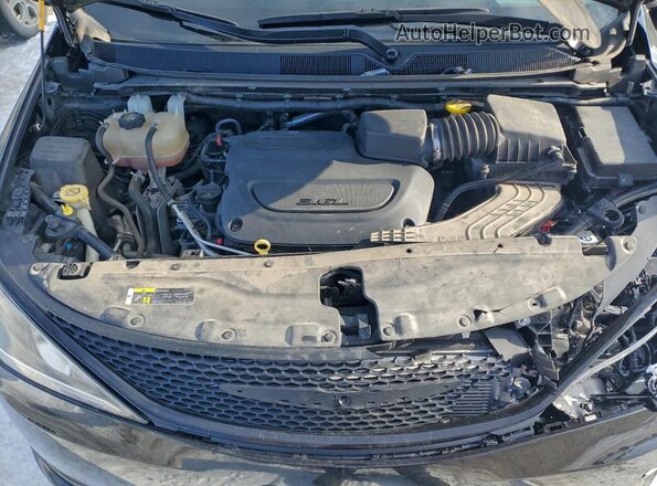 2C4RC1EG8LR280917 2020 CHRYSLER PACIFICA Black Widok komory silnika