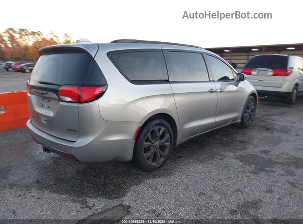 2C4RC1GG5KR528682 2019 CHRYSLER PACIFICA Серебряный Задняя правая четверть