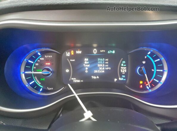 2C4RC1L78PR622231 2023 CHRYSLER PACIFICA Черный Вид щитка приборов