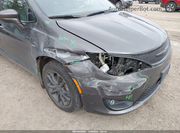 2C4RC3BG5LR263931 2020 CHRYSLER PACIFICA Gray Vista frontal