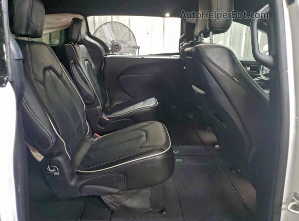 2C4RC3GG3MR600090 2021 CHRYSLER PACIFICA White Vista interior trasera