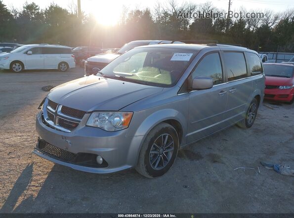 2C4RDGCG2HR801964 2017 DODGE GRAND CARAVAN Silver Առջևի ձախ երեք քառորդ տեսարան