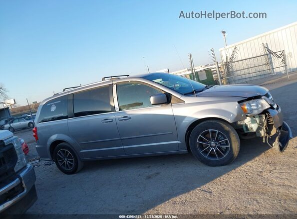 2C4RDGCG2HR801964 2017 DODGE GRAND CARAVAN Silver Սալոնի հետևի տեսք