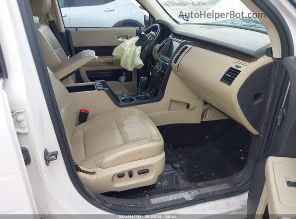 2FMGK5D80HBA01676 2017 FORD FLEX Белый Вид салона спереди