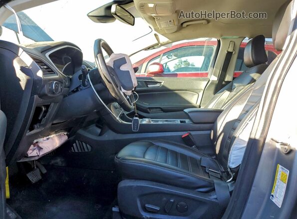 2FMPK3J94MBA27404 2021 FORD EDGE Silver Widok wnętrza z przodu