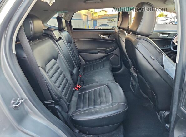 2FMPK3J94MBA27404 2021 FORD EDGE Silver Widok tylnych siedzeń