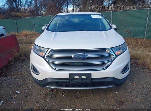 2FMPK4K91JBB80645 2018 FORD EDGE White Rear interior view