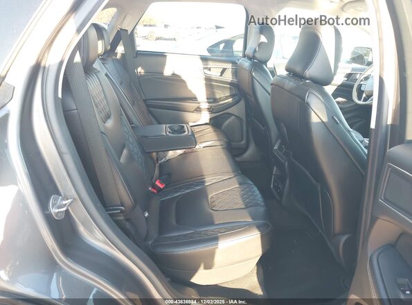 2FMPK4K97PBA27258 2023 FORD EDGE Gray VIN კოდის სტიკერის ხედი