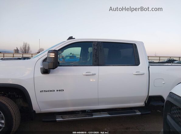 2GC1KNEYXS1229836 2025 CHEVROLET SILVERADO White Панорамний вид салону 360°