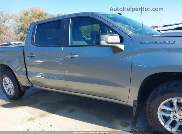 2GCUKEED3T1114751 2026 CHEVROLET SILVERADO Gray Widok wnętrza z tyłu