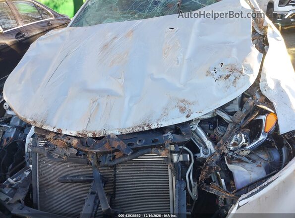 2GNAXUEVXK6162375 2019 CHEVROLET EQUINOX Silver Вид ззаду