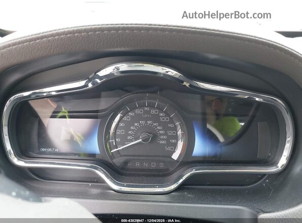 2LMHJ5AT9KBL01602 2019 LINCOLN MKT Silver Вид задніх сидінь