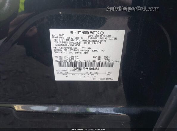 2LMHJ5AT9KBL01888 2019 LINCOLN MKT Black Вид підкапотного простору