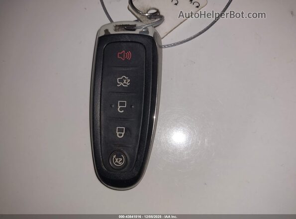 2LMHJ5NK1KBL04429 2019 LINCOLN MKT Black Vista del salpicadero