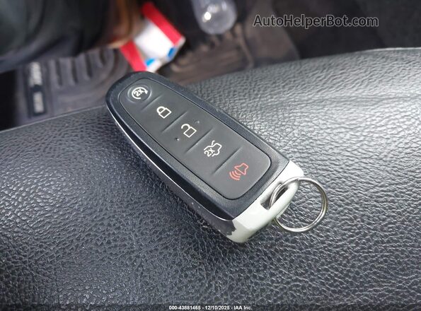 2LMHJ5NK5KBL01288 2019 LINCOLN MKT Black Widok deski rozdzielczej
