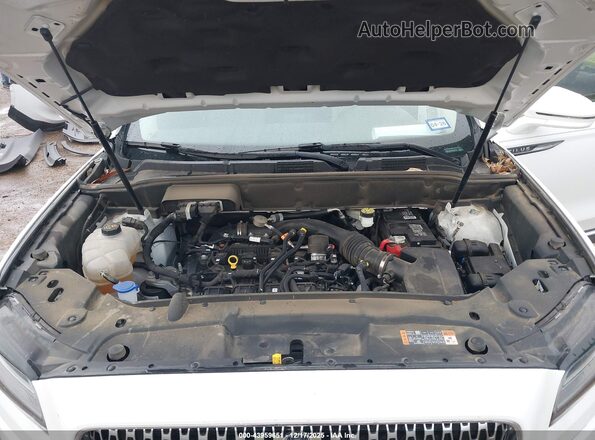 2LMPJ6J92NBL07199 2022 LINCOLN NAUTILUS White Vista trasera