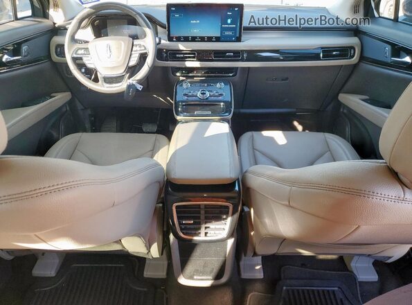 2LMPJ6J92PBL04323 2023 LINCOLN NAUTILUS Gray Вид панелі приладів