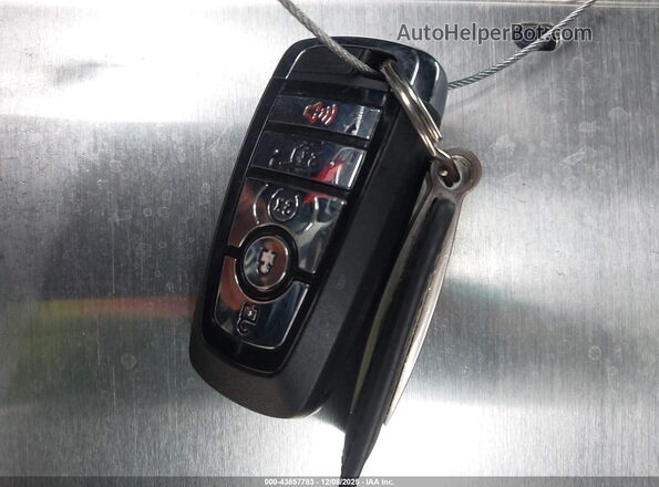 2LMPJ6J99PBL06232 2023 LINCOLN NAUTILUS White 