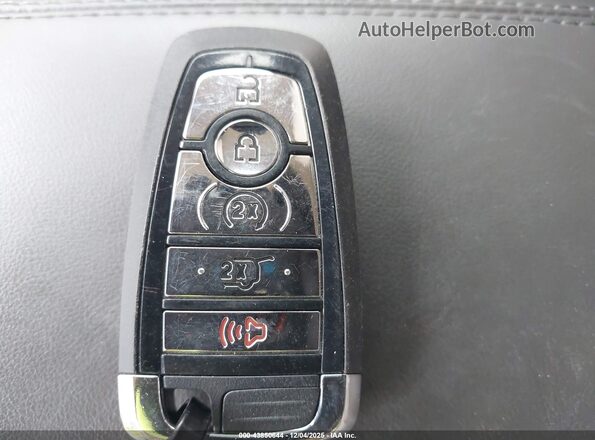 2LMPJ6J9XLBL30680 2020 LINCOLN NAUTILUS White Widok deski rozdzielczej