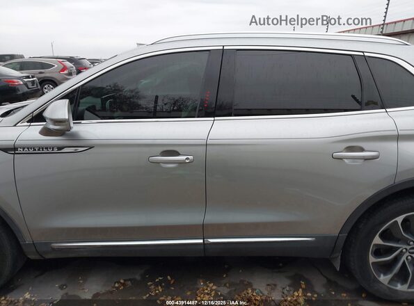 2LMPJ6K97MBL12279 2021 LINCOLN NAUTILUS Silver 