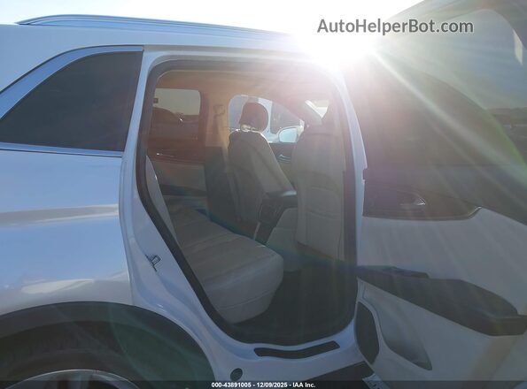 2LMPJ6LP3JBL41917 2018 LINCOLN MKX White 