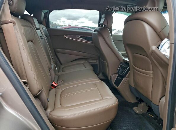 2LMPJ6LR0JBL49409 2018 LINCOLN MKX Silver 