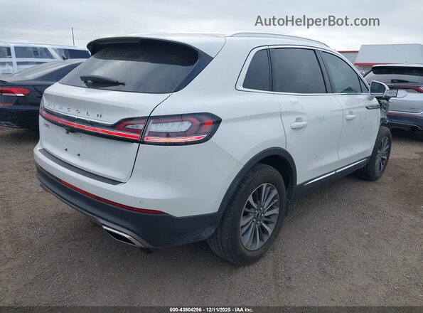 2LMPJ8J93PBL25645 2023 LINCOLN NAUTILUS White 