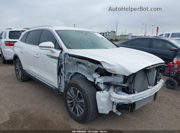 2LMPJ8J93PBL25645 2023 LINCOLN NAUTILUS White 