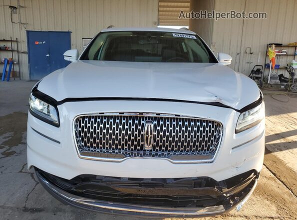 2LMPJ8J94PBL21443 2023 LINCOLN NAUTILUS White Widok z przodu