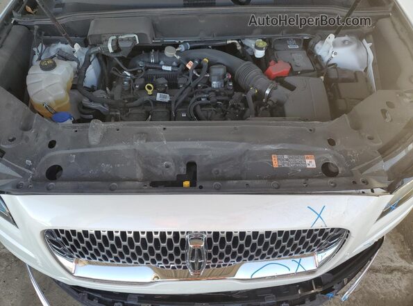 2LMPJ8J94PBL21443 2023 LINCOLN NAUTILUS White Widok komory silnika