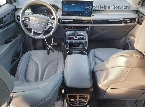 2LMPJ8K93MBL16728 2021 LINCOLN NAUTILUS White წინა პანელის ხედი
