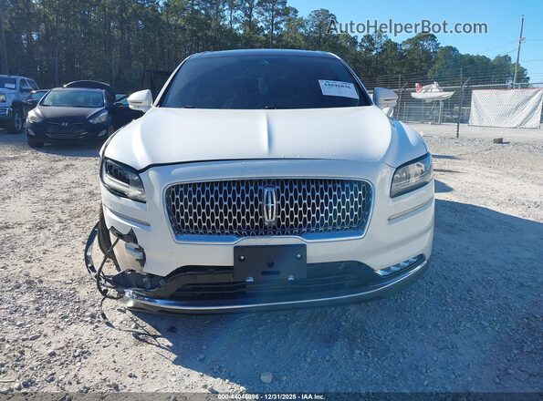 2LMPJ8K93NBL06069 2022 LINCOLN NAUTILUS White Vista del cuadro de instrumentos