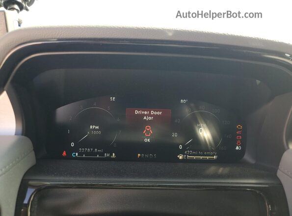 2LMPJ8K93PBL23618 2023 LINCOLN NAUTILUS Gray Սարքավորումների վահանակի տեսք