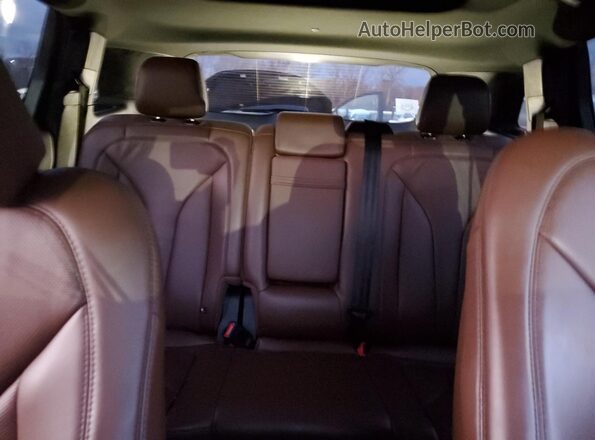 2LMPJ8K94PBL04821 2023 LINCOLN NAUTILUS Burgundy Widok tylnych siedzeń