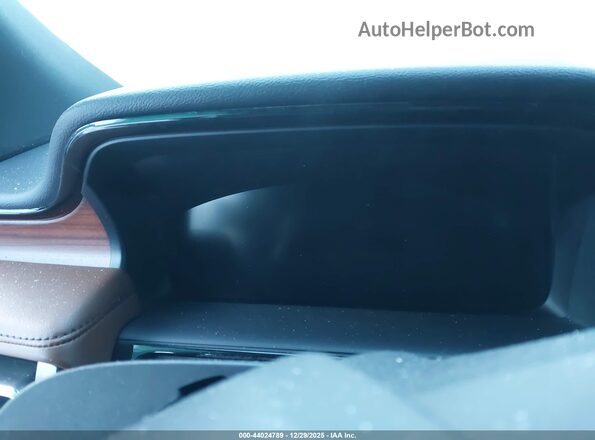 2LMPJ8KP1PBL03835 2023 LINCOLN NAUTILUS Silver Rear seats view