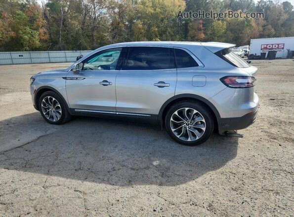 2LMPJ8KP4NBL18357 2022 LINCOLN NAUTILUS Silver Tył lewy