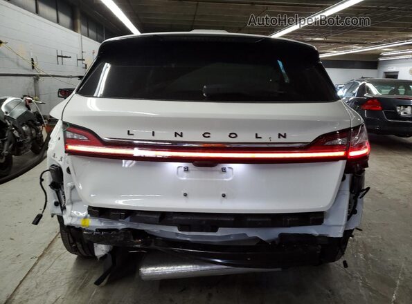 2LMPJ9JP5PBL21066 2023 LINCOLN NAUTILUS White Vista trasera
