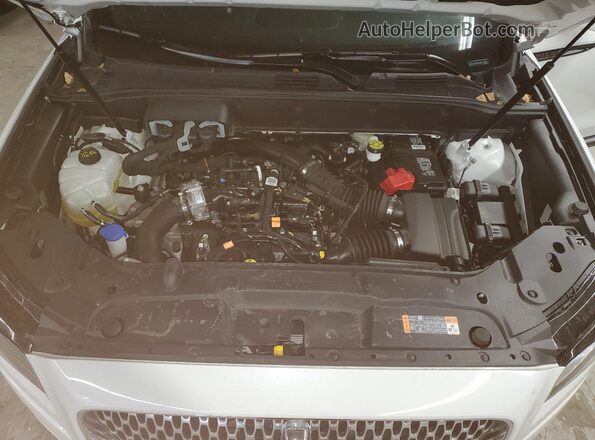 2LMPJ9JP5PBL21066 2023 LINCOLN NAUTILUS White Vista del compartimento del motor