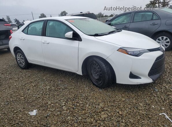 2T1BURHE0JC046775 2018 TOYOTA LL White Передня права чверть