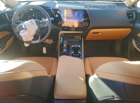 2T2AGCEZ2RC045190 2024 LEXUS NX Black Vista del salpicadero