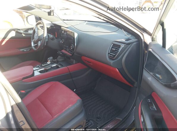 2T2AKCEZ7RC024785 2024 LEXUS NX 350H Gray Widok wnętrza z przodu