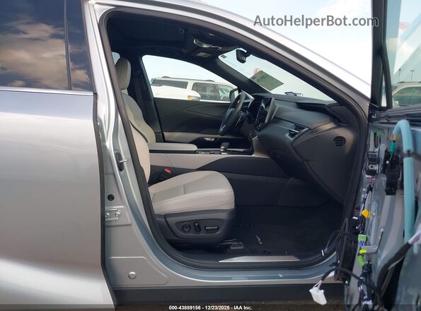 2T2BAMBA9SC055750 2025 LEXUS RX 350 Silver Widok wnętrza z przodu