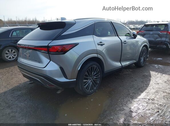2T2BAMCA5RC067077 2024 LEXUS RX Silver Tył prawy