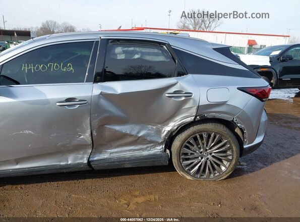 2T2BAMCA5RC067077 2024 LEXUS RX Silver Widok z przodu
