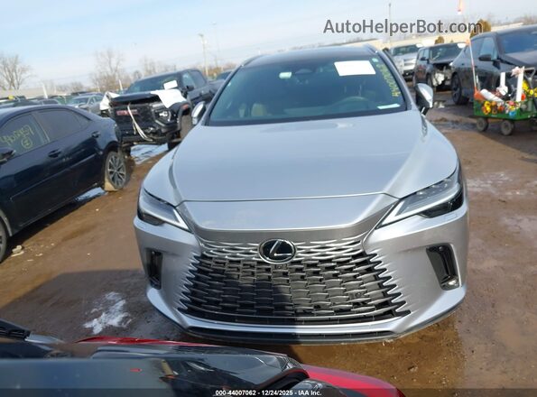 2T2BAMCA5RC067077 2024 LEXUS RX Silver Widok zestawu wskaźników