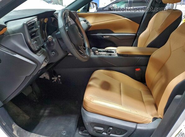 2T2BBMCA0PC002941 2023 LEXUS RX White Вид салону спереду