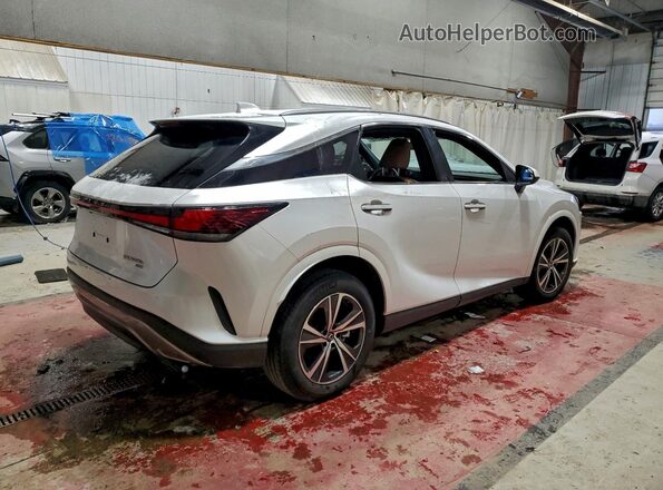 2T2BBMCA0PC002941 2023 LEXUS RX White Задня права чверть